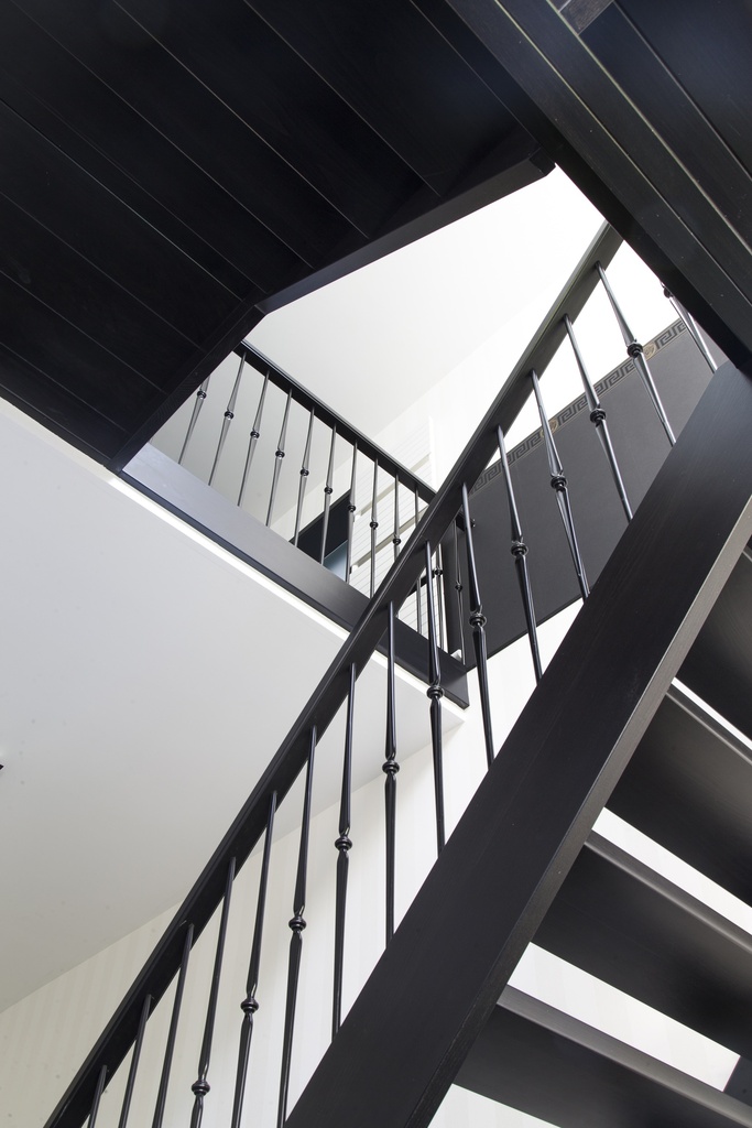 Rechte open trap met bordes (Montenaken) (82) Klassiek