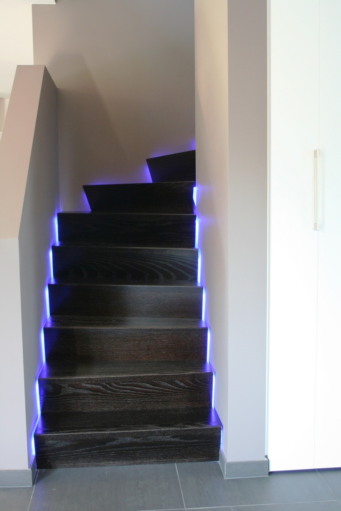 Z-Trap tussen muren (90)