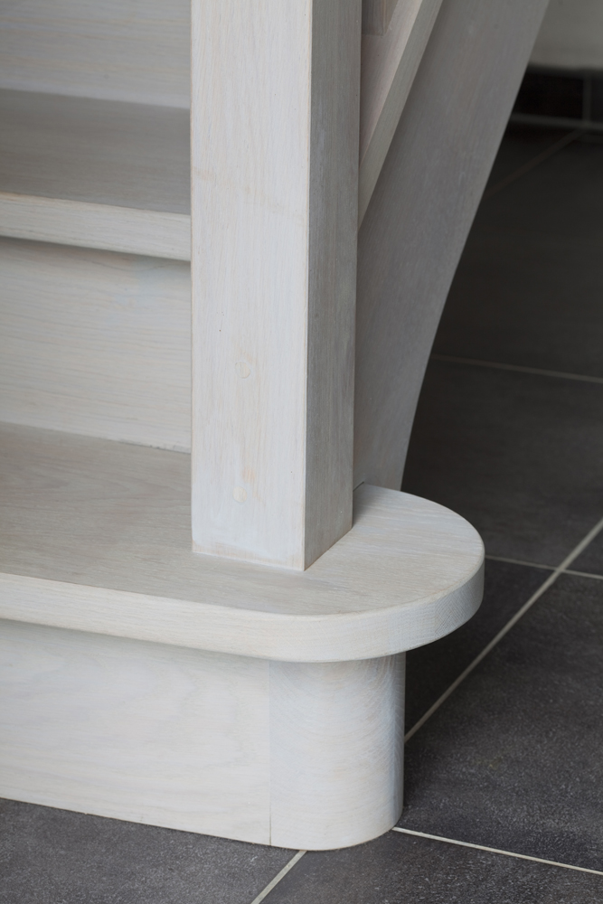 Rechte gesloten trap in beuk (64)