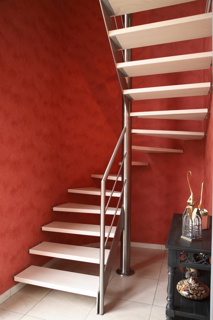 Escalier à Double Quart Tournant en Inox et Hêtre