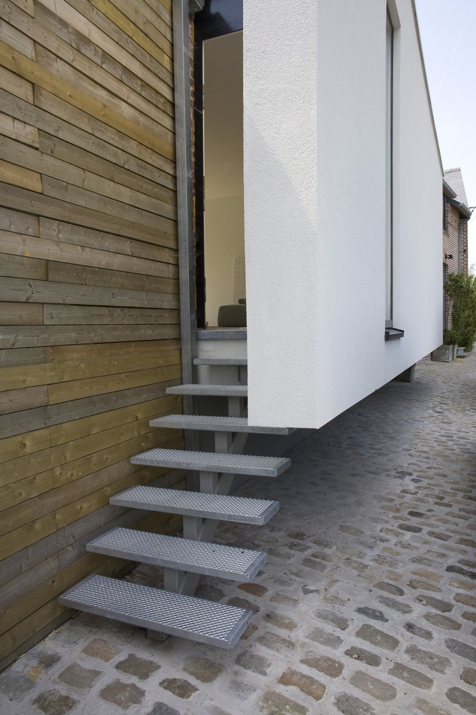 Escalier Galvanisé avec Garde-corps Inox
