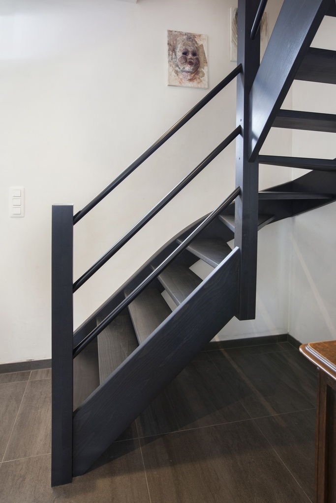 Escalier quart tournant ouvert standard | peint