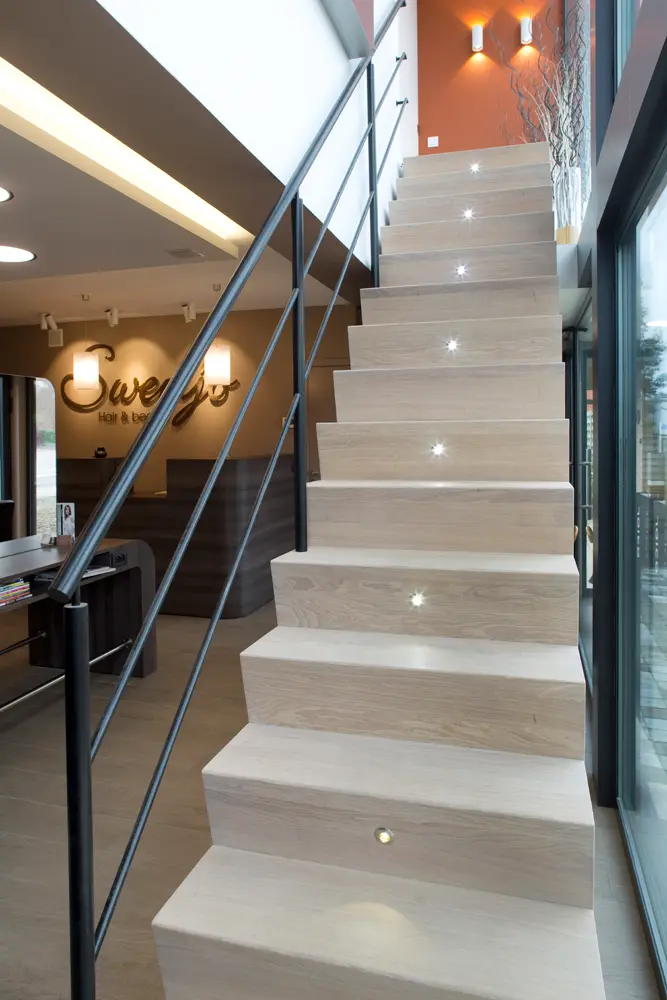 Rechte z-trap (3003)