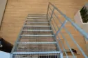 Escalier Fermé à Garde-corps Courbe