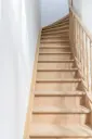 Escalier en Chêne avec Balustrade Classique