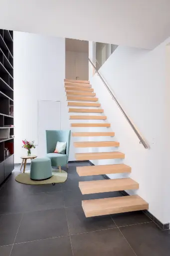 [3071] Escalier Suspendu en Chêne